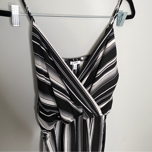 NWT Ardene Black and White Jumpsuit (medium) - Picture 2 of 6